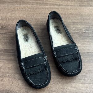 UGG Lonna Leather Moccasin Driving Loafers